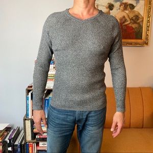 V Neck Long Sleeve Shirt